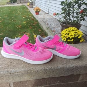 Nike little girl size 1